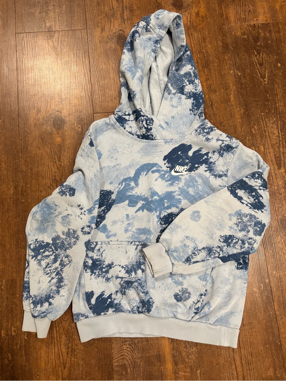 Nike Blue and Light Gray Tie-Dye Hoodie + Shorts Set - Picture 3 of 5